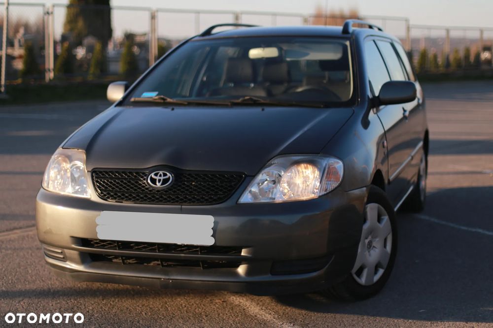 Toyota Corolla - 1