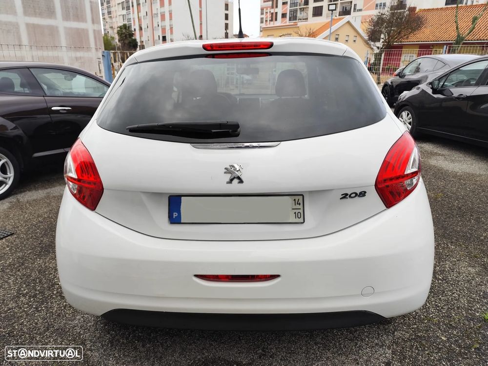 Peugeot 208 1.2 VTi SE Style - 5