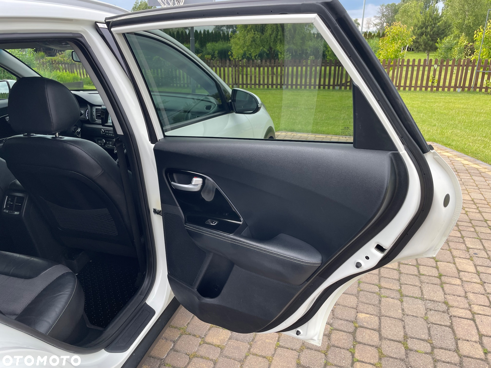 Kia Niro - 27