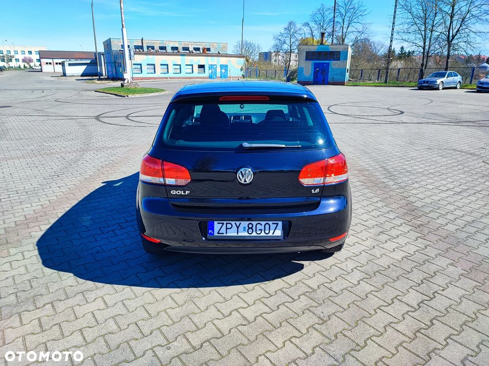 Volkswagen Golf 1.6 Team - 8