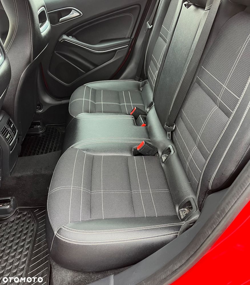 Mercedes-Benz Klasa A 180 d Style - 18