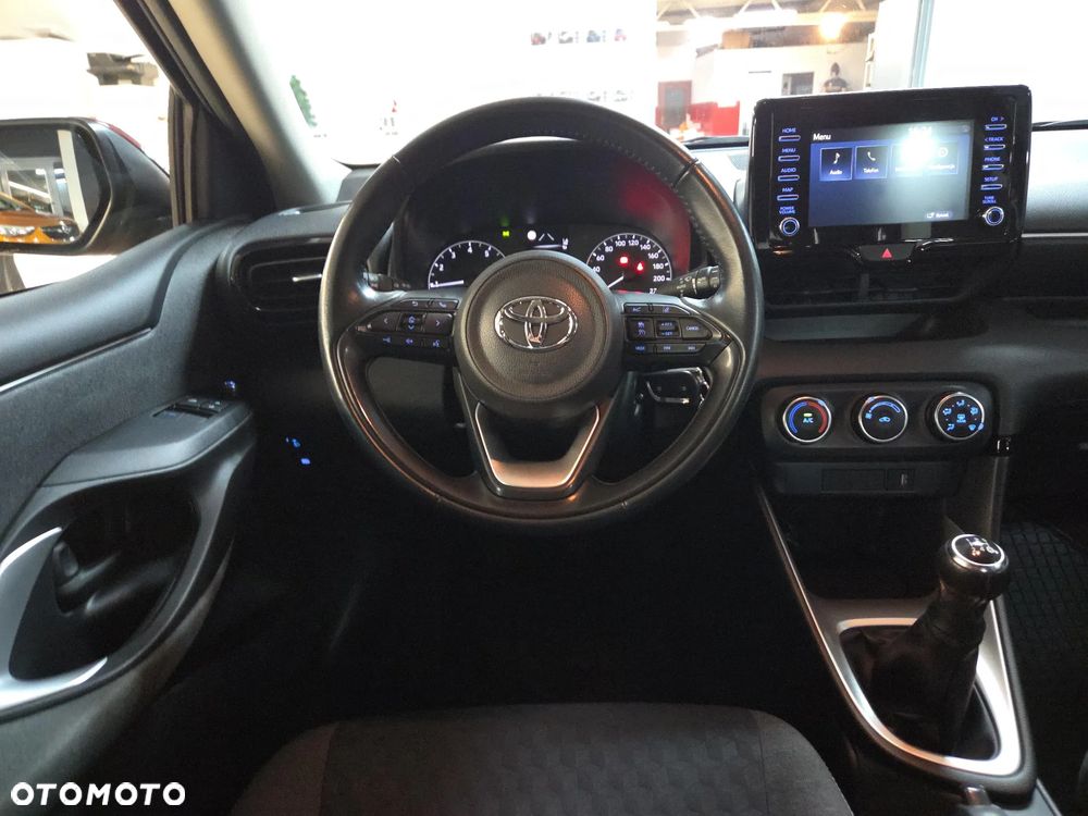 Toyota Yaris 1.0 Comfort - 21
