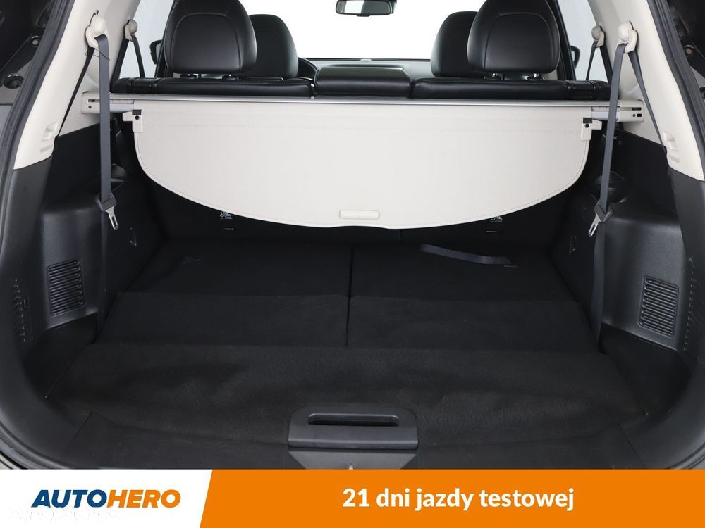 Nissan X-Trail 1.6 DCi Tekna 4WD EU6 - 17