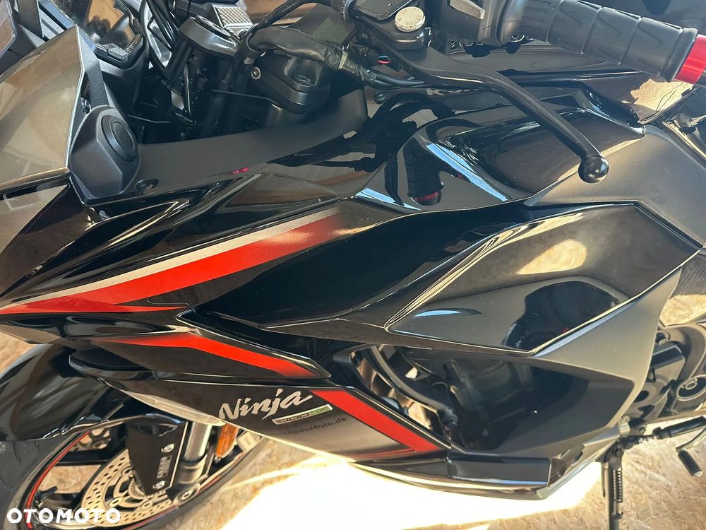 Kawasaki Ninja 1000 SX - 2