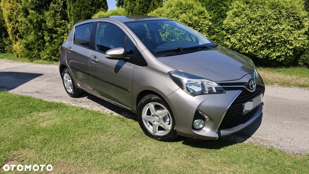 Toyota Yaris 1.33 Premium EU6 - 8