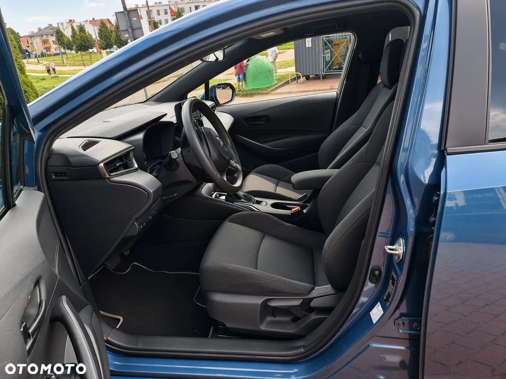 Toyota Corolla 1.8 Hybrid Comfort - 12