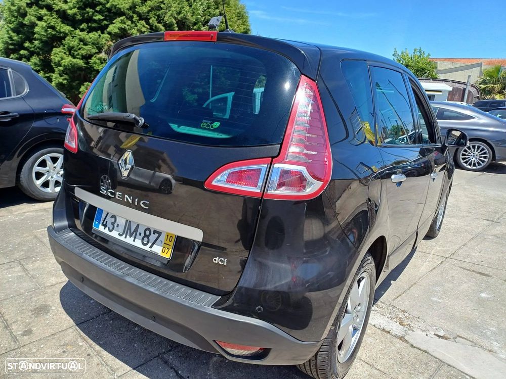 Renault Scénic 1.5 dCi Luxe - 6