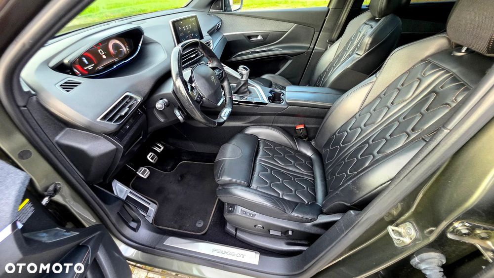 Peugeot 5008 ver-1-5-bluehdi-gt-s-s - 28