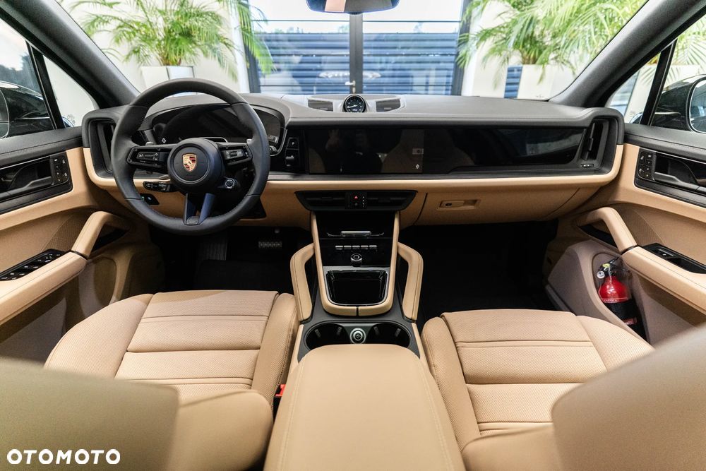 Porsche Cayenne E-Hybrid PHEV Black Edition - 11