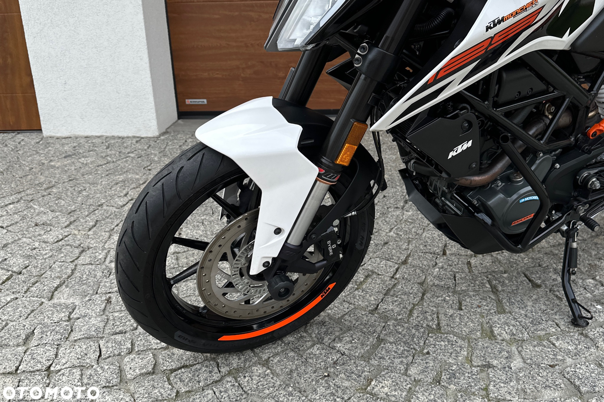 KTM Duke - 13