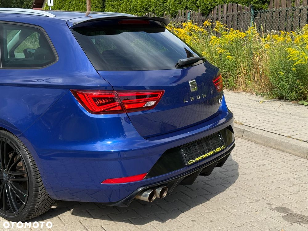 Seat Leon 1.8 TSI FR Black S&S DSG - 11