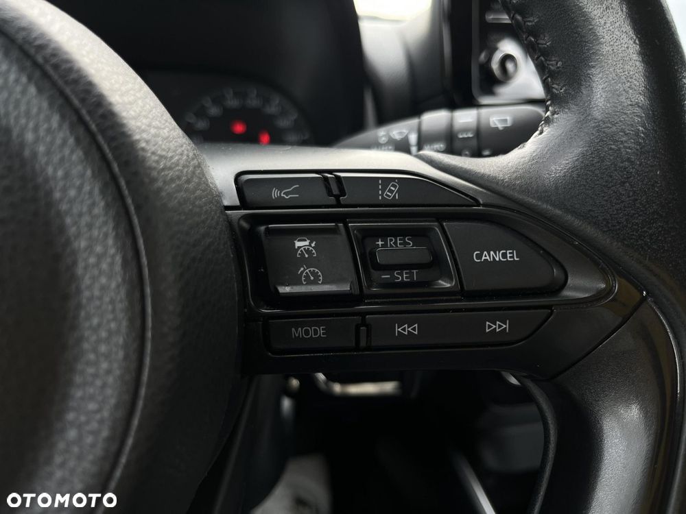 Toyota Yaris - 22