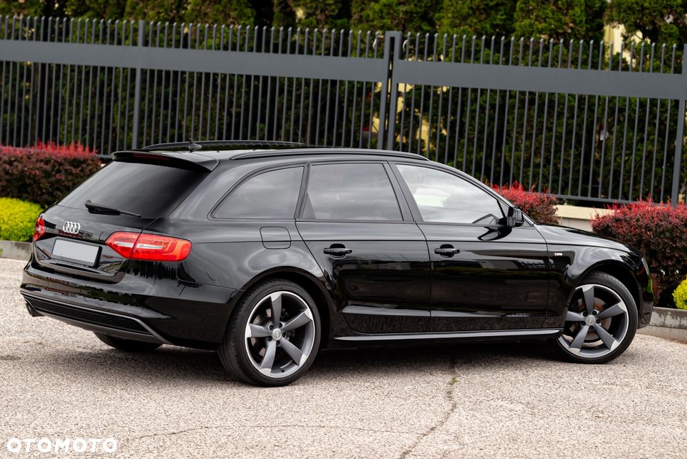 Audi A4 Avant 2.0 TDI DPF quattro S tronic S line Sportpaket - 15
