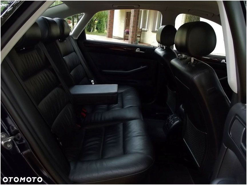 Audi A6 Limousine 2.5 TDI - 34