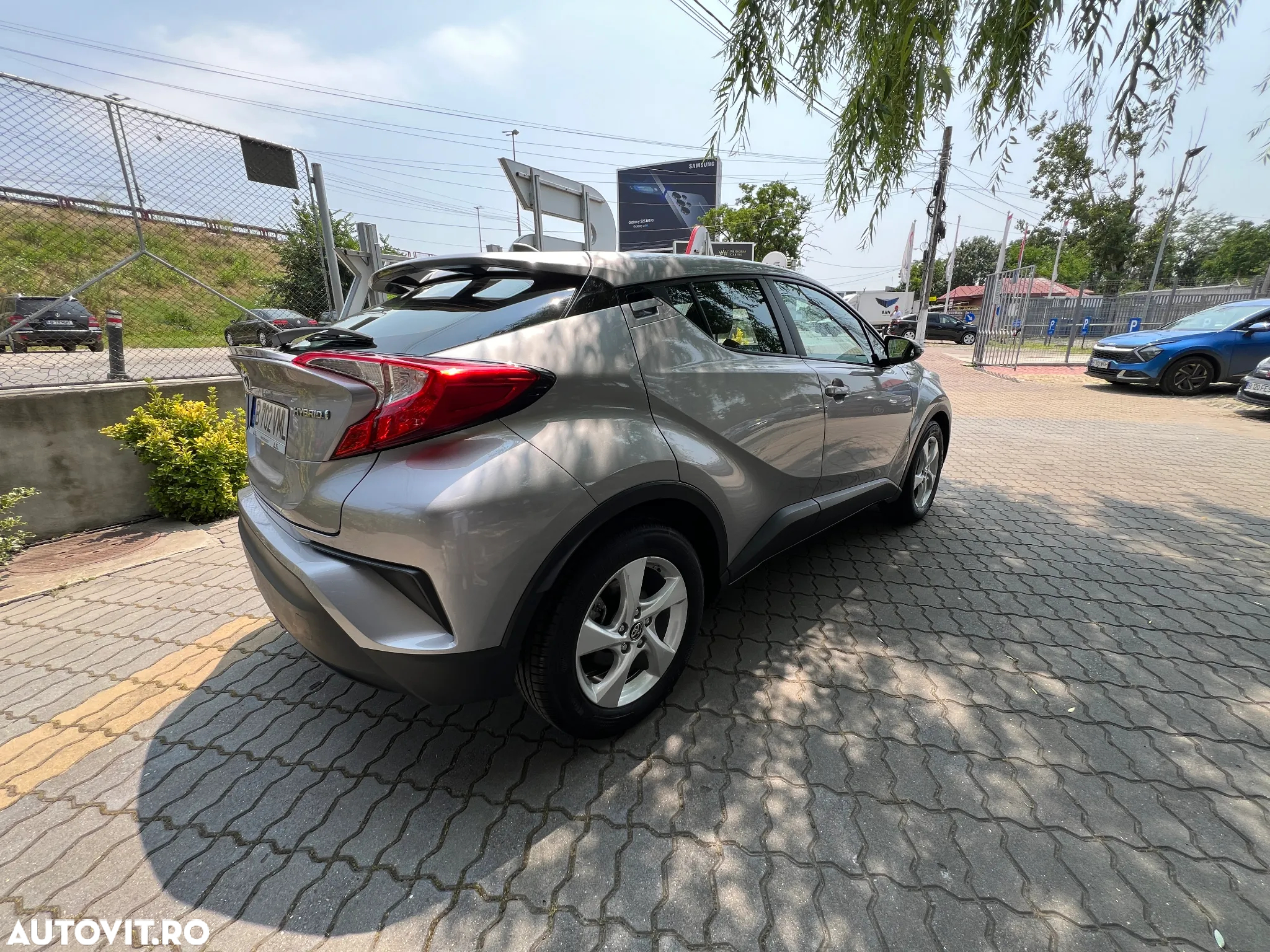 Toyota C-HR 1.8 HSD 122 CP 4x2 CVT Style - 15