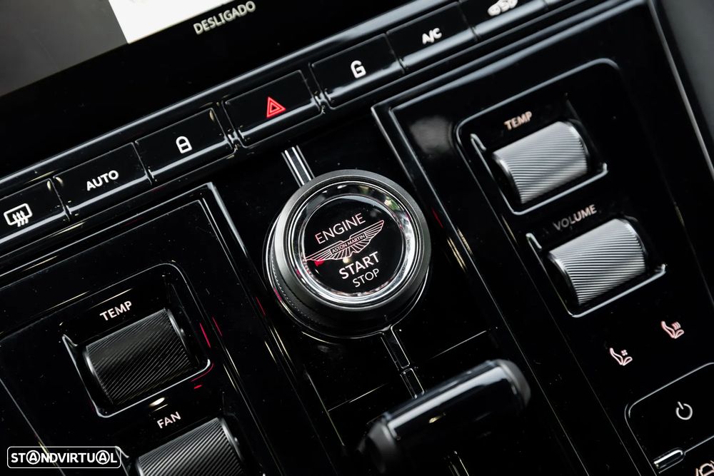 Aston Martin DB12 Coupé V8 Auto - 35