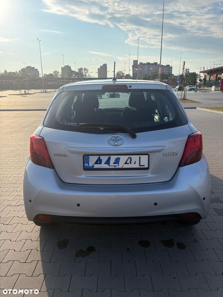 Toyota Yaris - 3