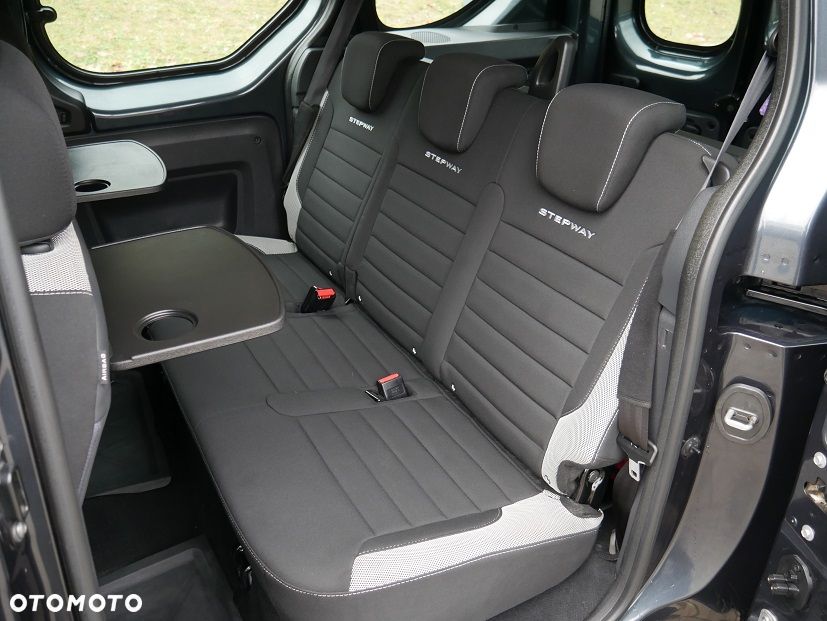 Dacia Dokker 1.6 SCe Stepway - 30