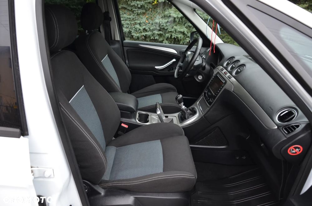 Ford S-Max 2.0 TDCi DPF Titanium - 9