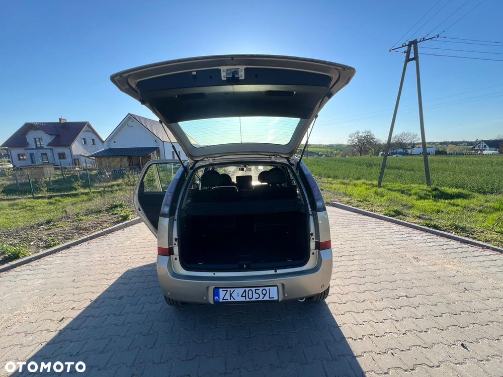 Opel Meriva 1.8 16V Cosmo Easytronic - 12