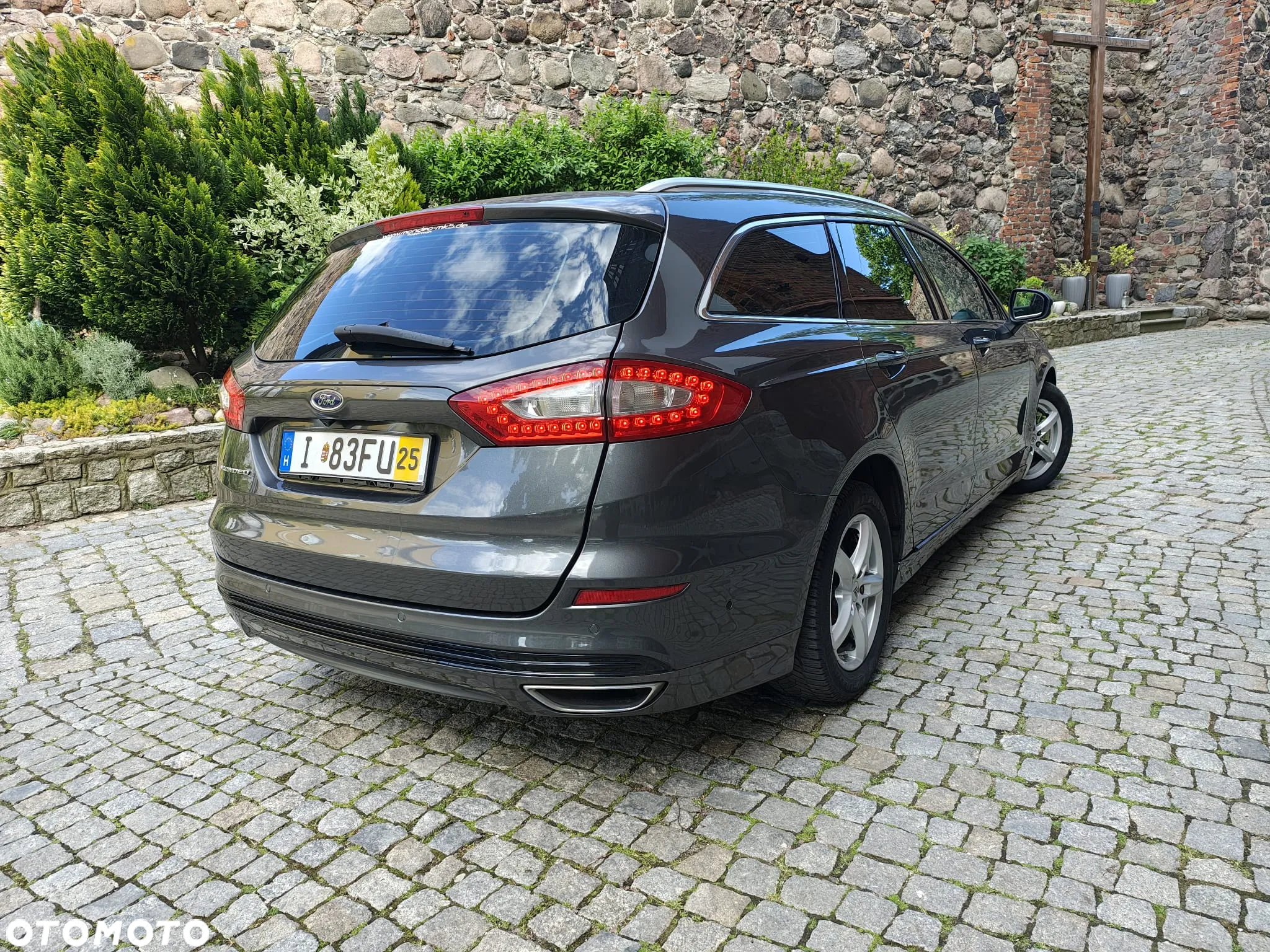 Ford Mondeo - 39