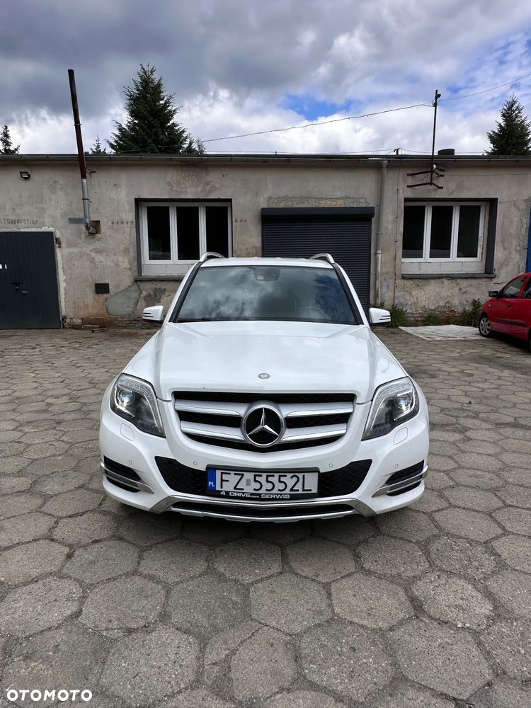 Mercedes-Benz GLK - 2