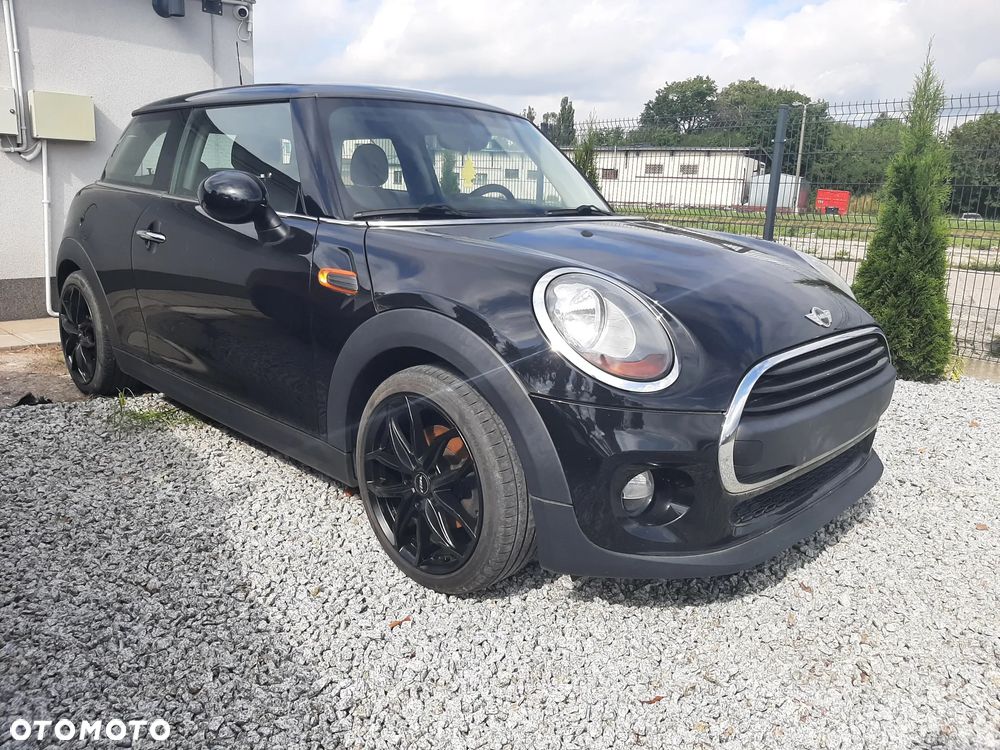 MINI ONE D Blackyard - 4