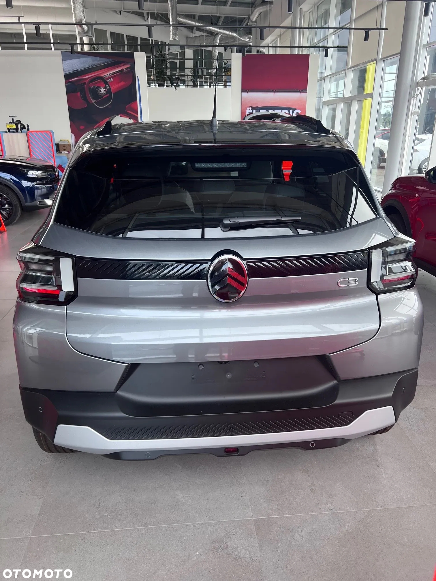 Citroën C3 1.2 PureTech Max - 4