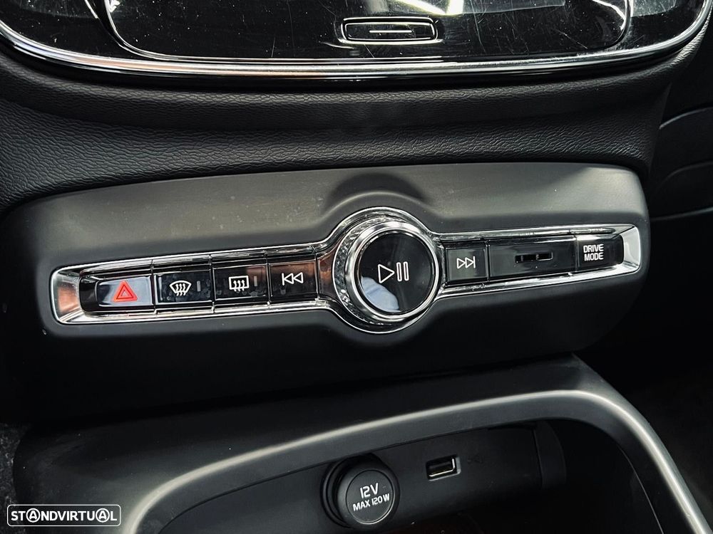 Volvo XC 40 2.0 D3 R-Design Geartronic - 36