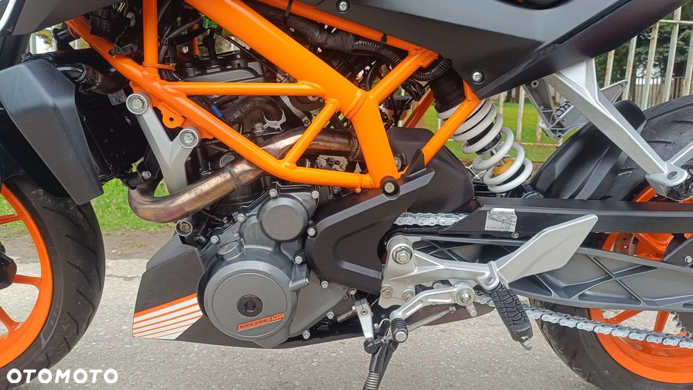KTM Duke - 16