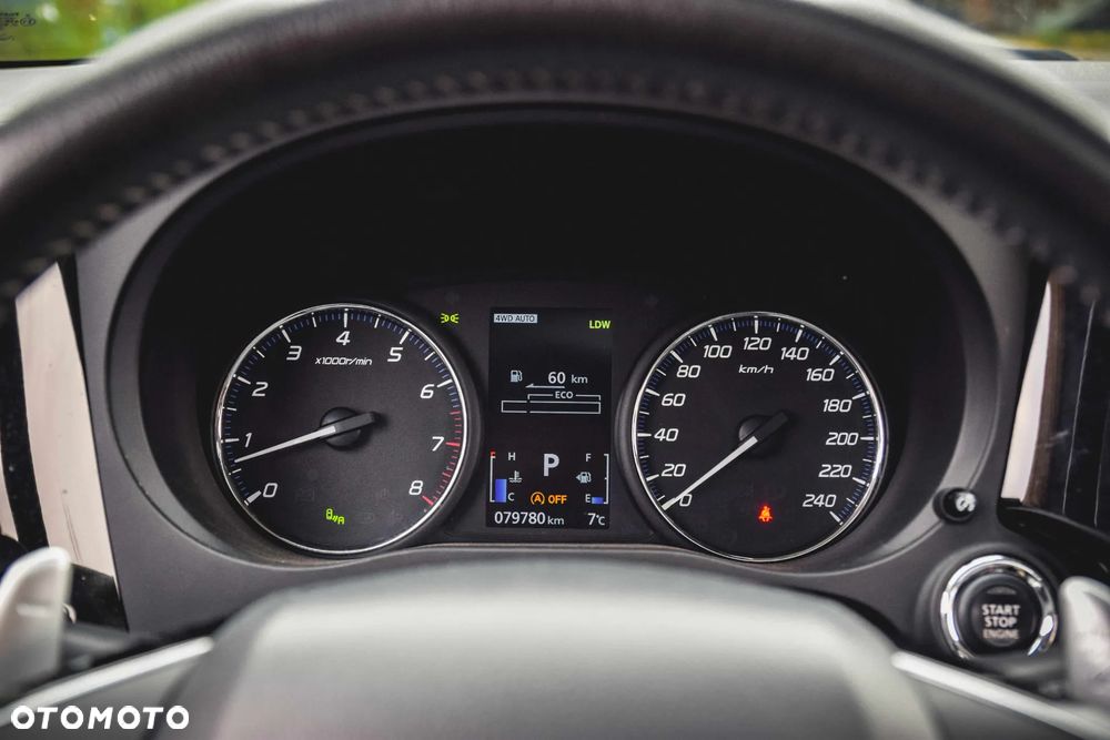 Mitsubishi Outlander 2.0 Intense + Navi 4WD CVT - 35