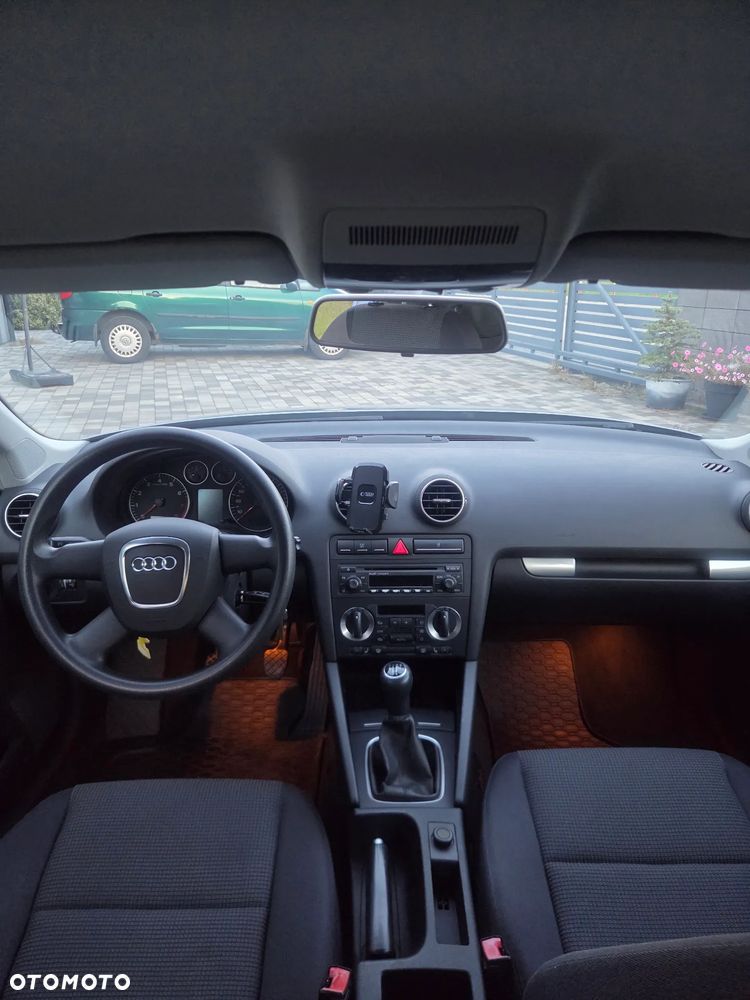 Audi A3 Sportback - 8