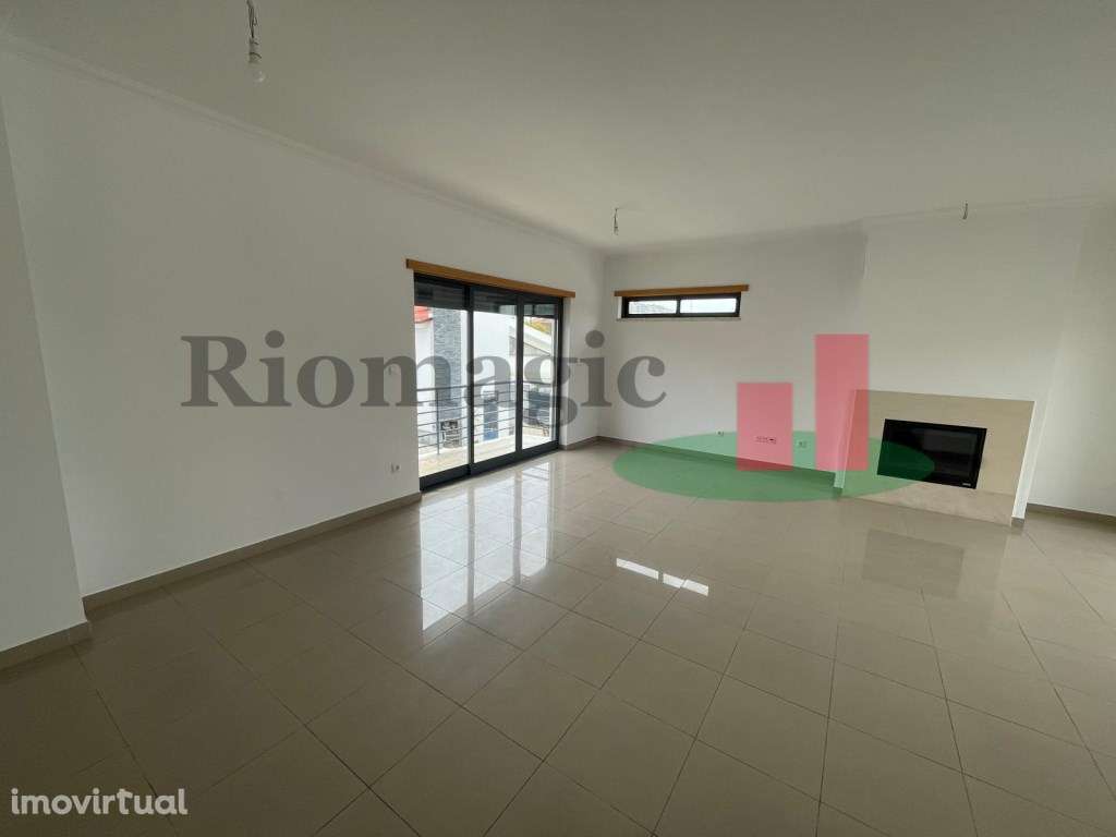 Moradia T5 - Almada - Grande imagem: 3/36