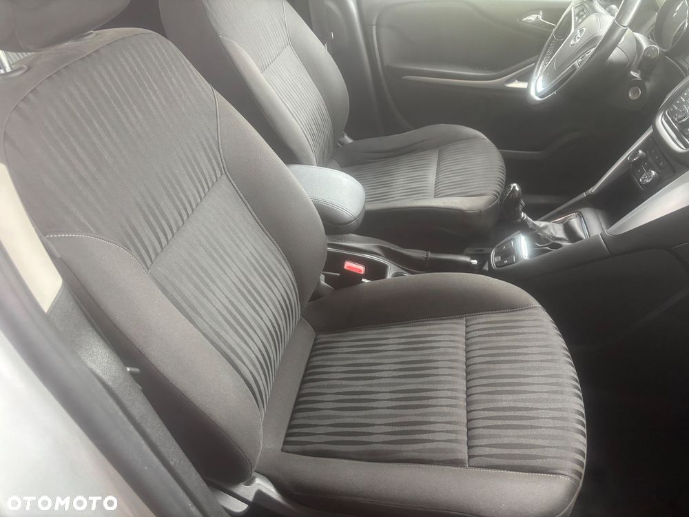 Opel Zafira Tourer 1.4 Turbo Edition - 19
