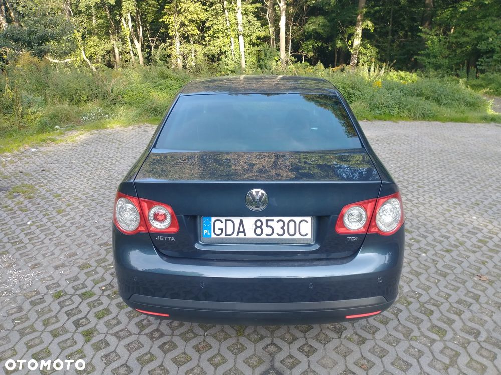 Volkswagen Jetta 1.9 TDI United - 6
