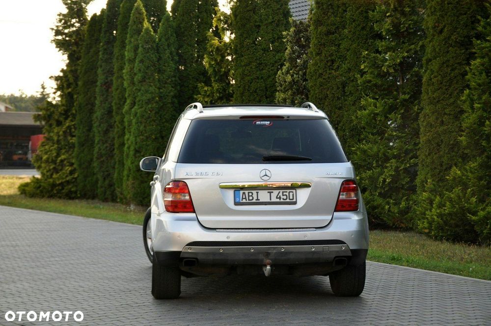 Mercedes-Benz ML - 15