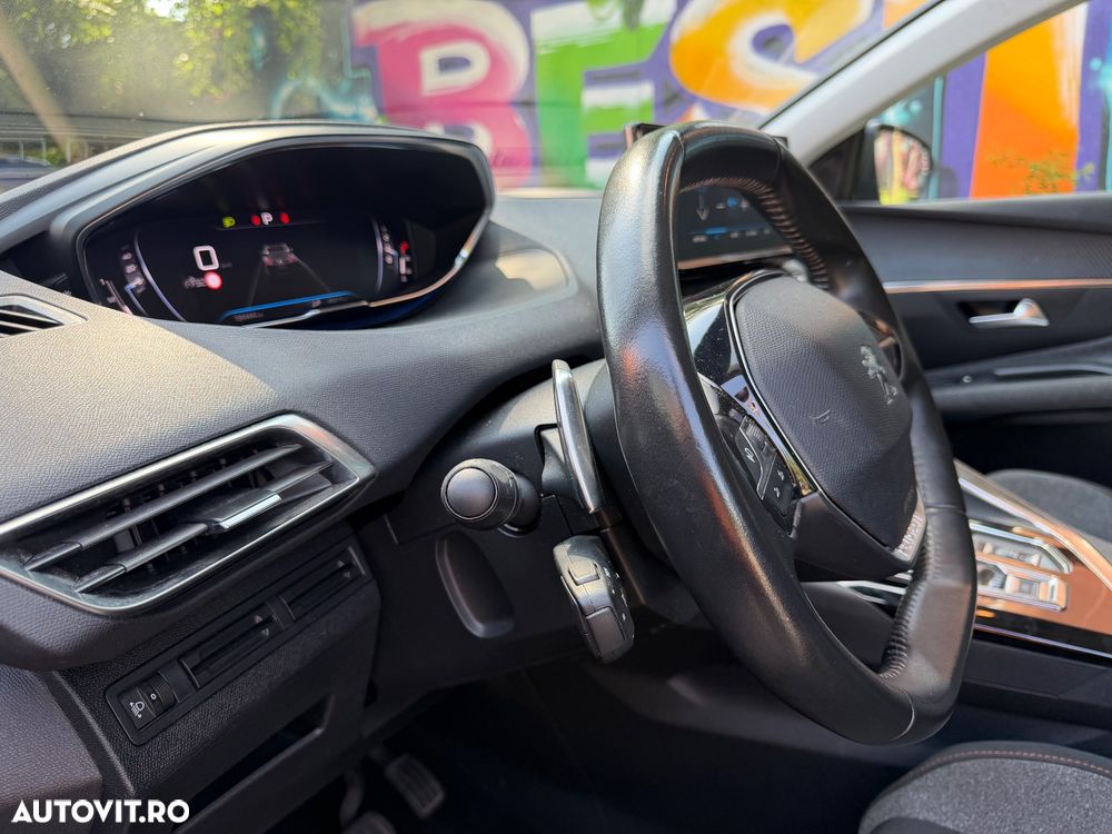 Peugeot 3008 - 9