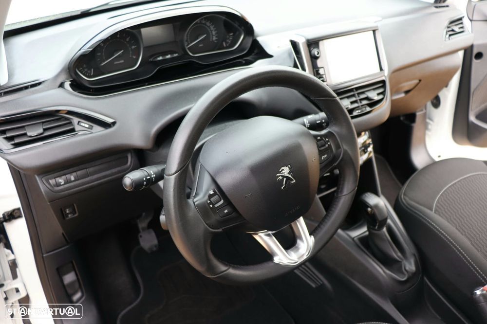 Peugeot 208 PureTech 82 Active - 22