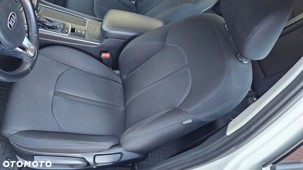 Kia Optima 1.7 CRDI L DCT - 33