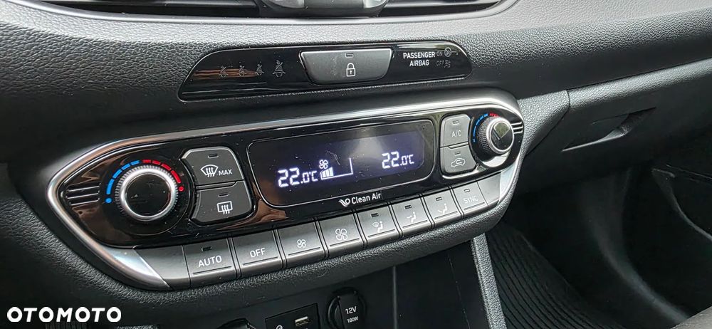 Hyundai i30 1.4 T-GDI YES - 35