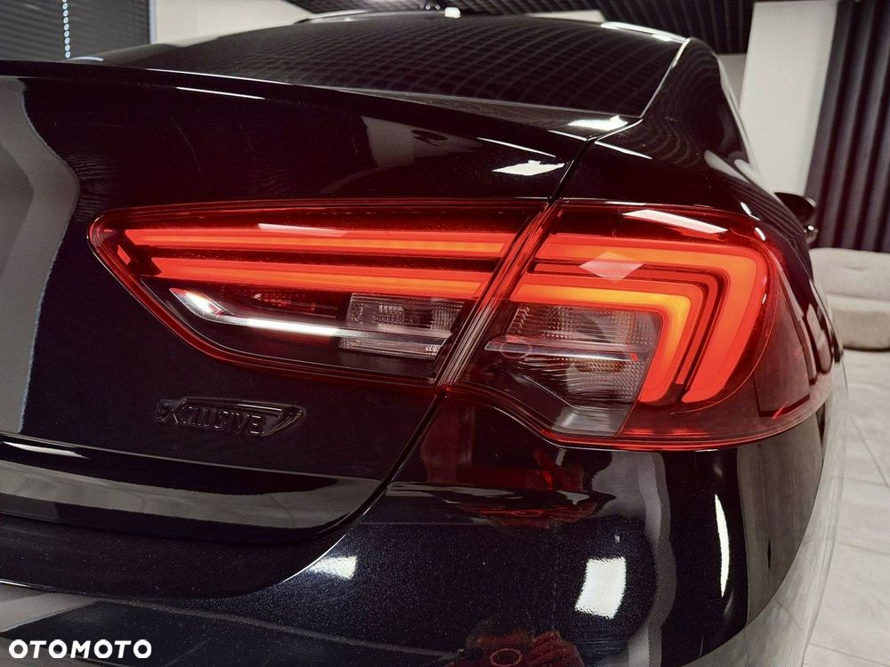 Opel Insignia - 22