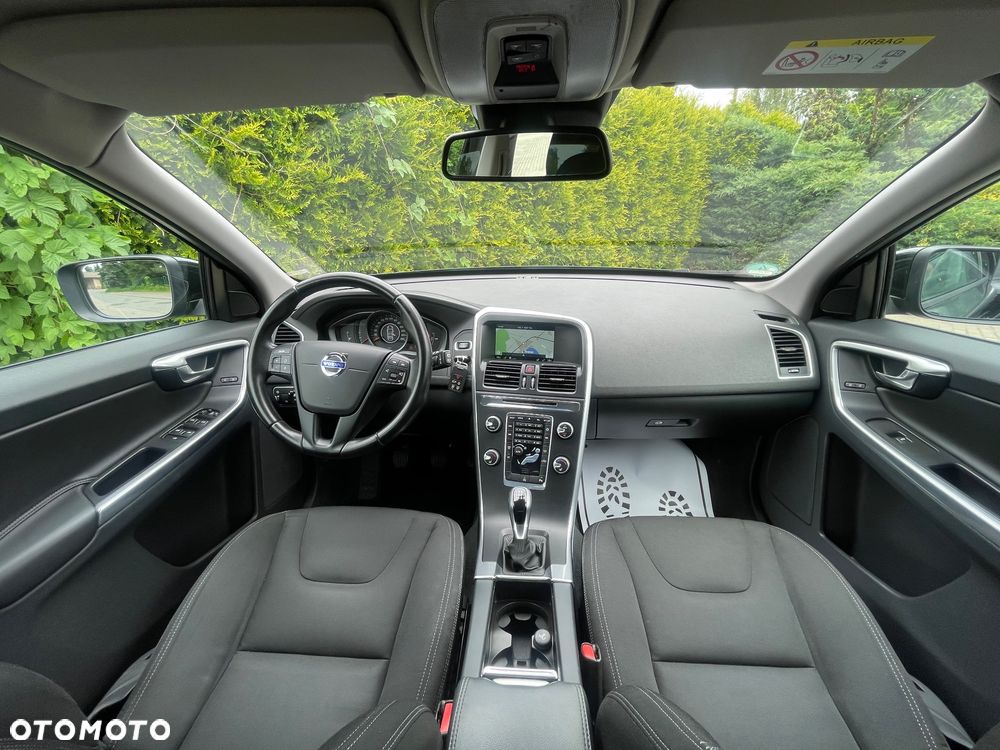 Volvo XC 60 D3 Momentum - 34