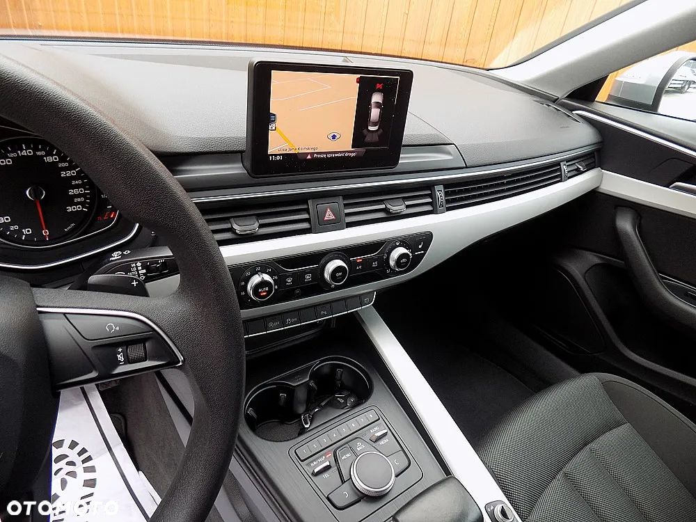 Audi A4 1.4 TFSI S tronic - 24