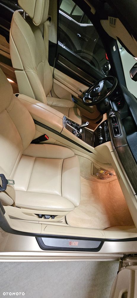 BMW Seria 7 740d xDrive - 5