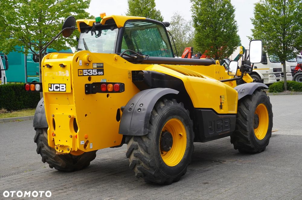 JCB 535-95 / 2021 / 3,5 t / zasięg 9,5 m / joystick - 5