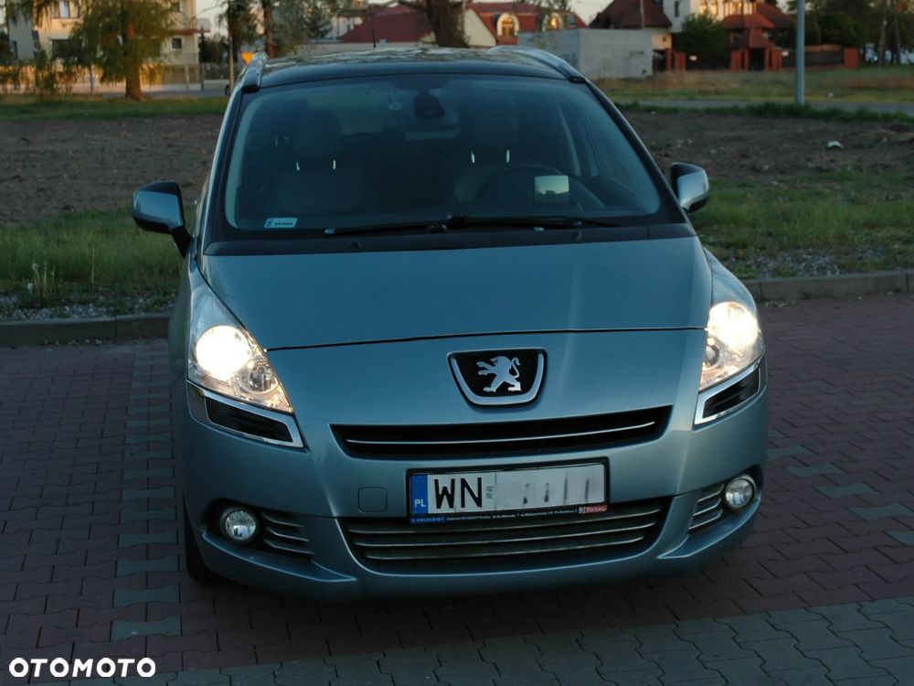 Peugeot 5008 2.0 HDi Premium + - 6