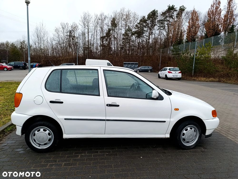 Volkswagen Polo - 5