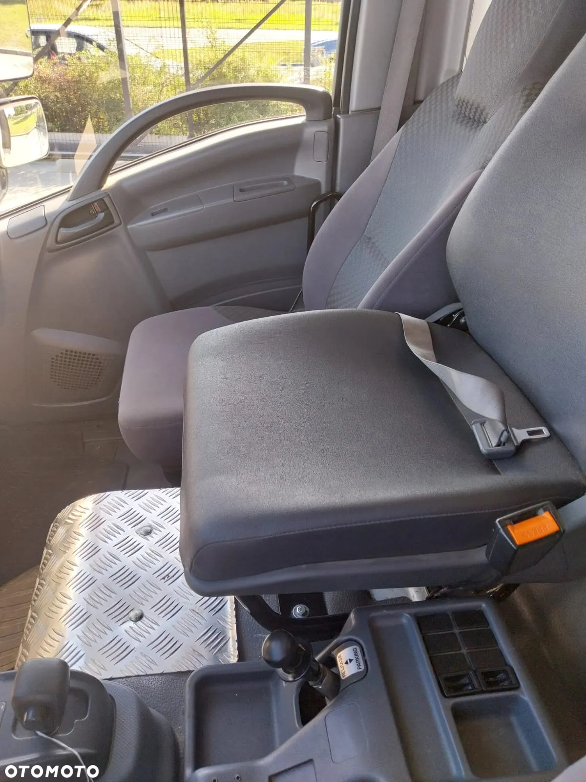 Isuzu FSR - 9