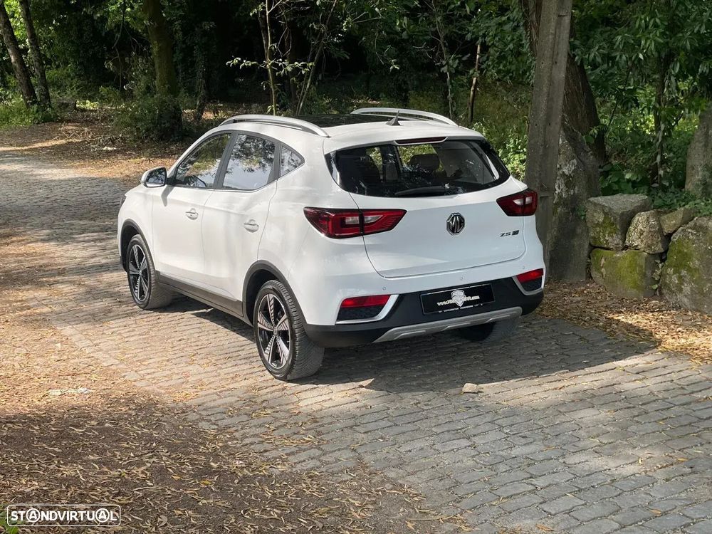 MG ZS Maximal Luxury - 5