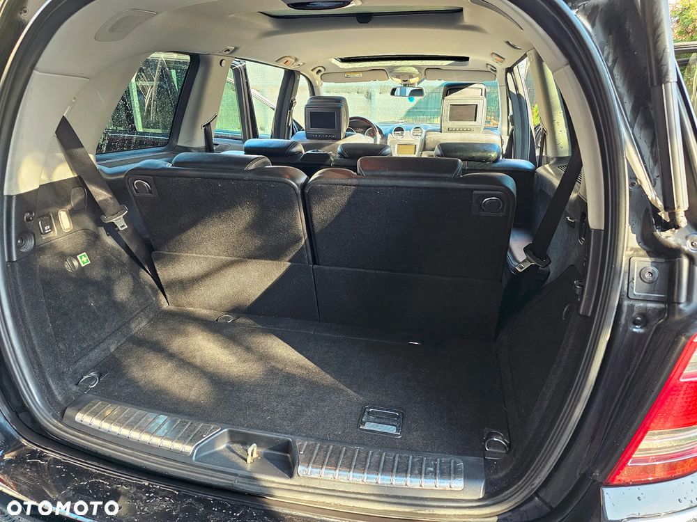 Mercedes-Benz GL 450 - 27